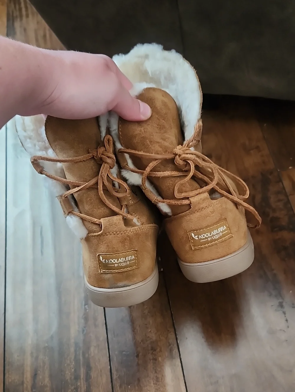 Ugh Koolaburra Size 9 Women's Suede Shearling Lined Winter Boots - Tan